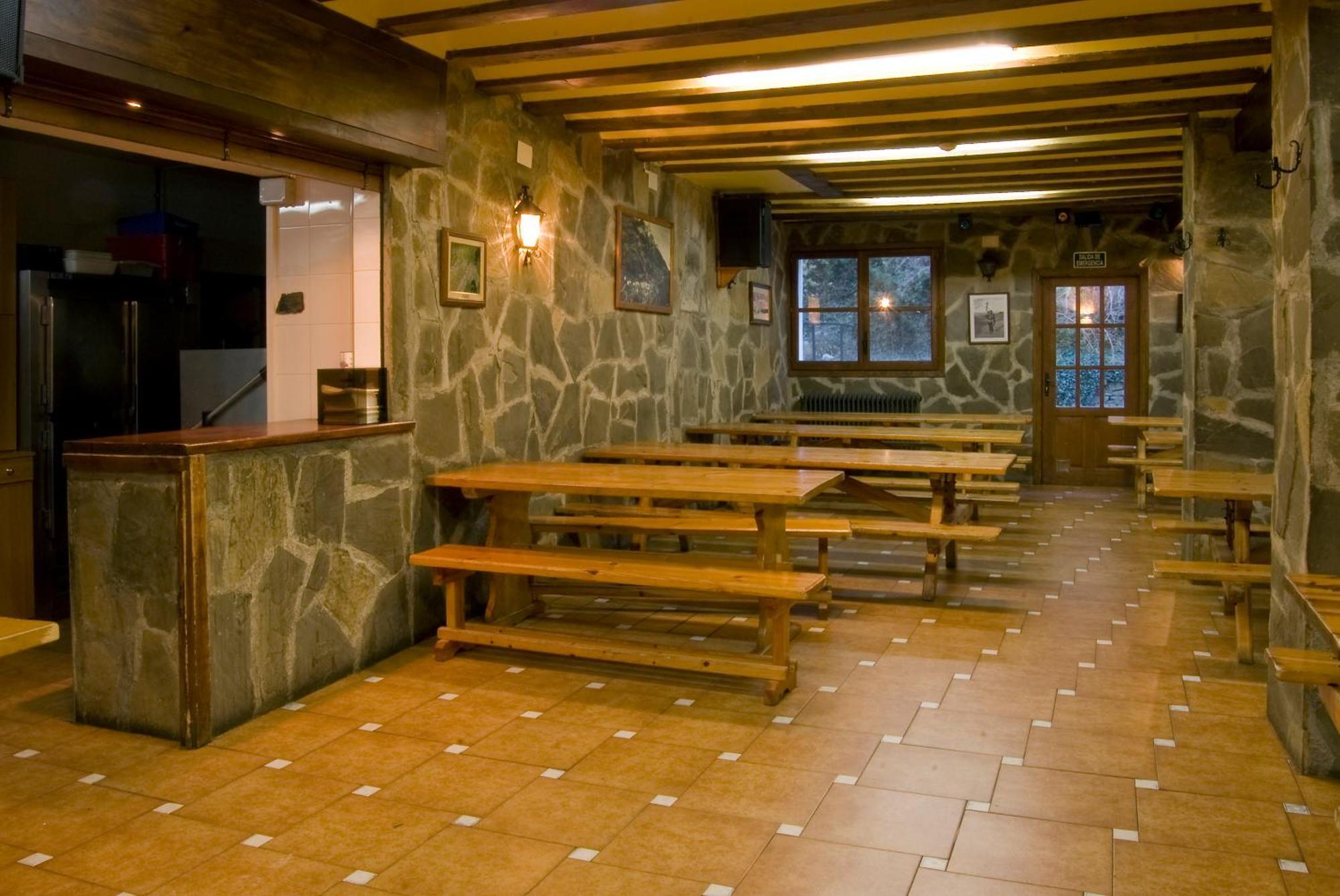 Albergue-Refugio Sargantana Canfranc Exterior foto